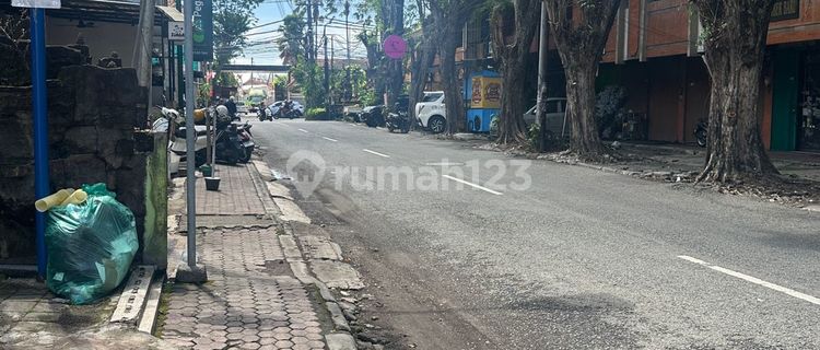 Dauhpuri Shop House, Denpasar 1