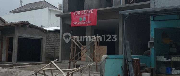 Dalung Shop House, Badung 1