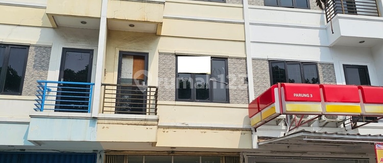 3-Story Shophouse on Parung - Rumpin Main Road, Bogor 1