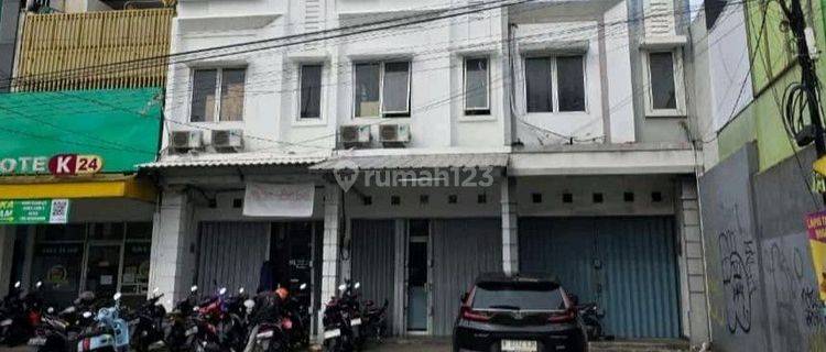 Ruko Pinggir Jalan Raya Siap Dijual 1