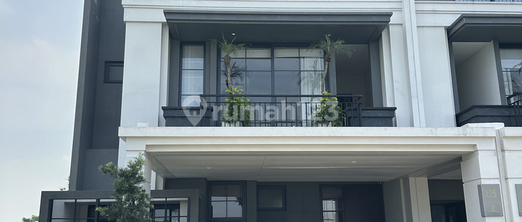 Hunian Mewah 3 Lantai Lebar 8 SHM Selangkah ke Aeon Mall BSD 1