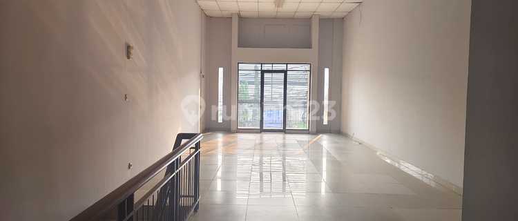 Ready-to-Use Commercial Shop House in Mekar Wangi, Bandung 1