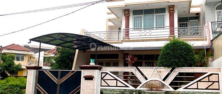 Rumah Cantik Taman Villa Meruya Jakarta Barat 1