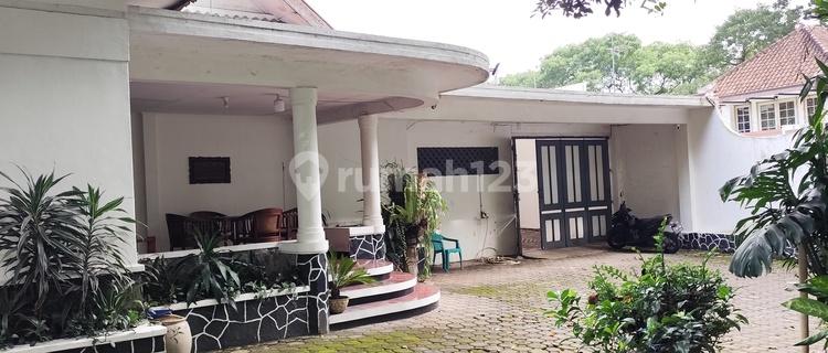 Disewakan dan di Jual Rumah Heritage di Main Road Jalan Sirnagalih Sukajadi Bandung -Adjie 1