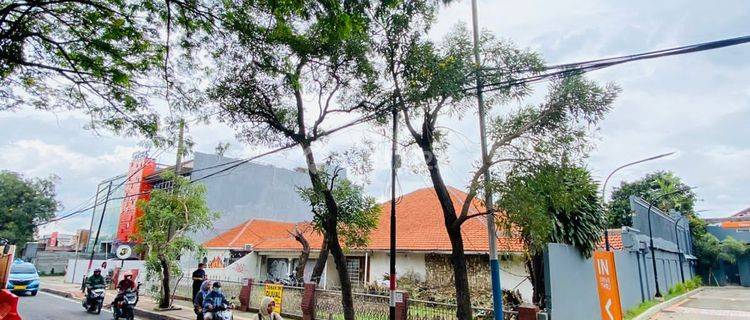 Tanah 865 m2 SHM di Pinggir Jalan Raya Jatiwaringin, Bekasi 1