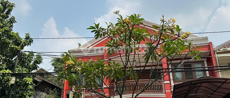 For Sale Luxury House In Bintaro Jaya Sector 3 Semi Furnished With Classic Modern Model 1