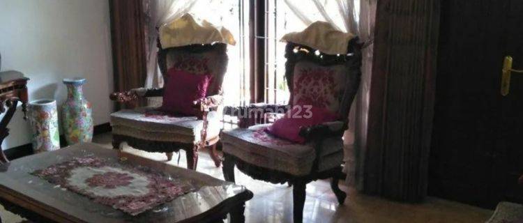 Jual Cepat Rumah 2 Lantai Di Area Turangga 1