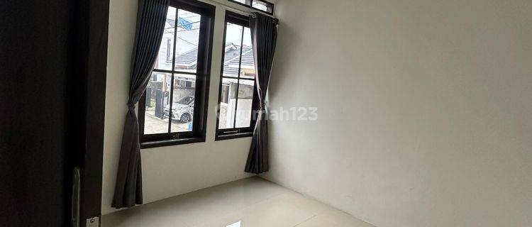 Disewakan rumah 2 lantai di Cluster Mega Bodas, Bandung Barat 1