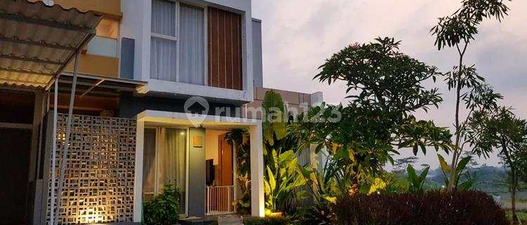 Rumah Bagus Full Furnished SHM di Serena Bsb City Semarang 1