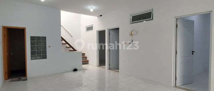 For Rent 9 X 11M² House in Tanjung Duren West Jakarta Near Kopro Market Rare Find Hurry Before It's Gone Again 1