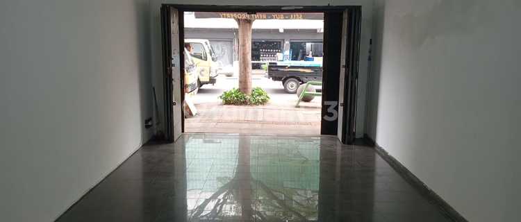 FOR RENT: SUDIRMAN SHOPHOUSE BANDUNG      >>MT 1