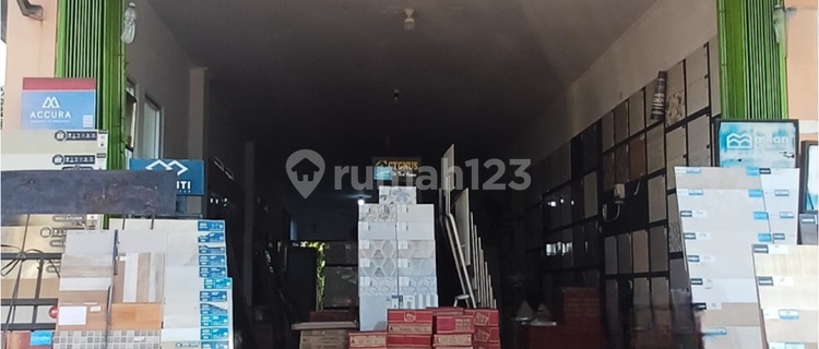 Ruko Strategis Dekat Unimus 1