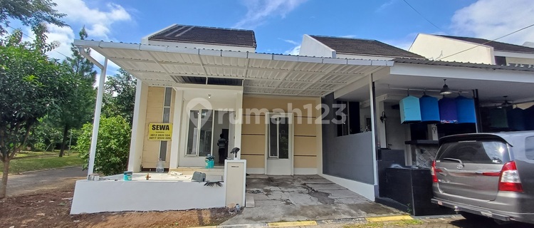 Grand Panorama Pudak Payung, a nice house ready to live in. Safe and comfortable. 1