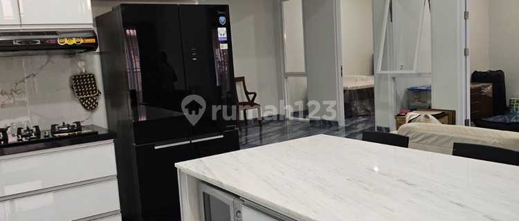 Komplit Cantik Dekat Simpang Lima 1