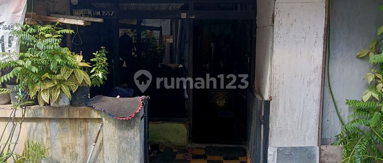 Rumah Ch Dekat Jalan Majapahit Jalan Kecil 1