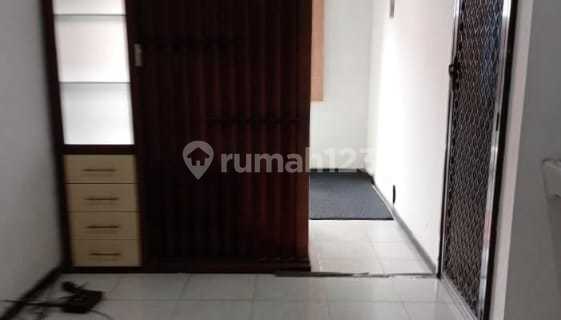 Rumah Ch Hongsui Bangunan Aman Dekat Jl Raya Fasum Lengkap,Free Ac 1