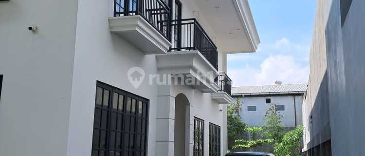 Rumah Mewah Ch Hunian Sejuk Modern Minimalis Didaerah Gajah Mungkur 1