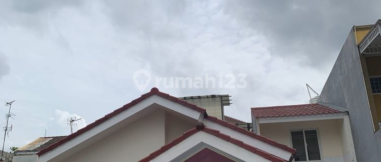 Rentable House Ready to Occupy Flood-Free Within Pondok Kelapa Complex East Jakarta 1