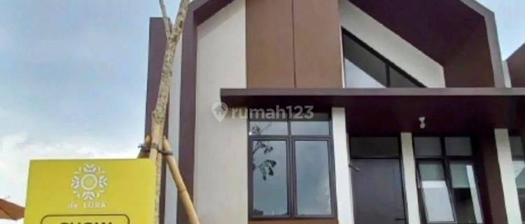 KEREN DP5jt Langsung Akad Rumah DE LORA Elegant Living House 1