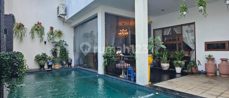 For Sale, Ready-to-Live-In and Beautiful House in Cilandak, South Jakarta 1