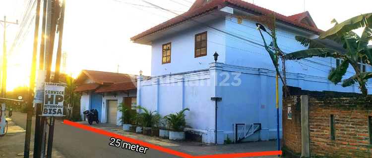 Bangunan Cocok untuk Ruang Usaha atau Perkantoran 5 Menit Dari Jl. Jogja Ring Road Selatan 1