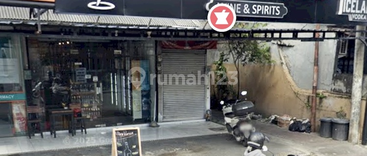 Strategic Shop House in Kerobokan 1