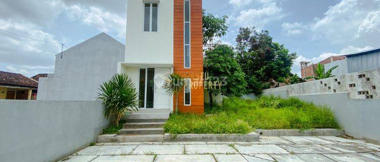 Rumah Murah Siap Huni 2 Lantai Di Maguwoharjo 1