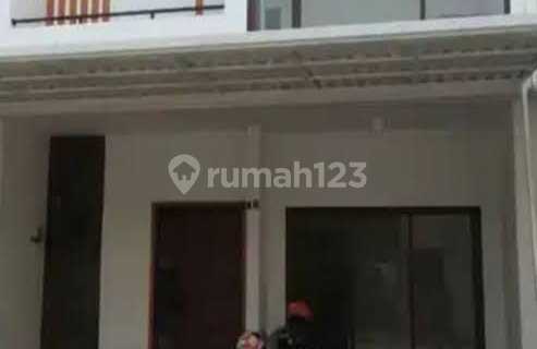 Rumah Cantik 2 Lantai Dalam Clustere Segera Miliki Unitnya Rumah Bagus SHM 1