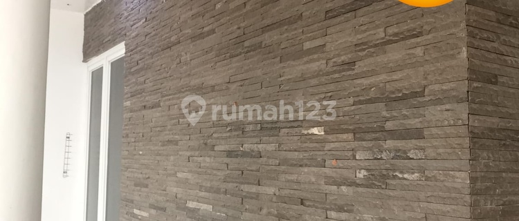 Rumah Bagus Dalam Clustere Siap Jadi Milik Anda Rumah Butuh Minim Renovasi HGB 1