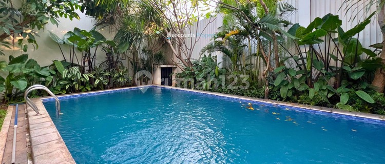 Rumah Cantik Dengan Poll Siap Huni 1