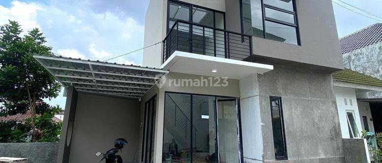 Rumah Mewah Minimalis di Perumahan Potorono dekat ke jln Wonosari 1