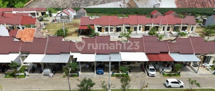 Very Cheap 2-Story House in Kayangan Estate Near BSB Semarang 1