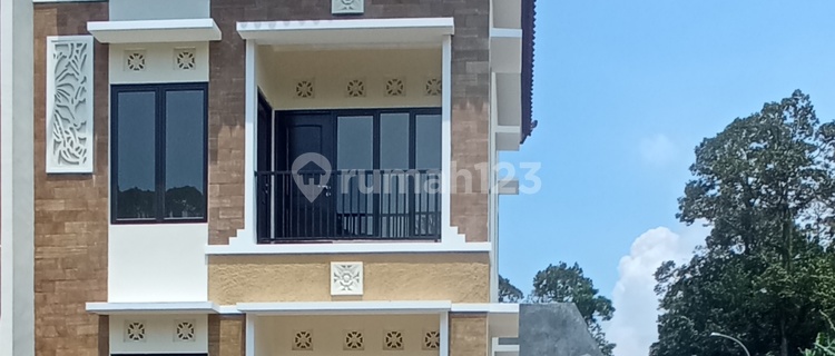 Rumah 2 Lantai Harga Terjangkau 1