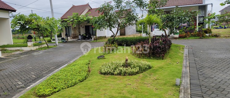 Rumah Minimalis Full Furnish Tipe 38 Perumahan Taman Kayangan, Siap Huni 1