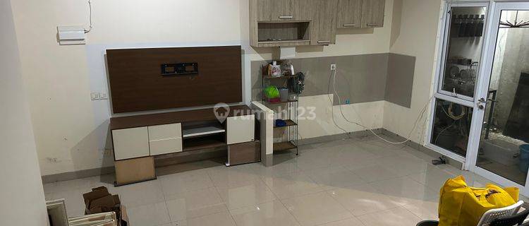 Disewa Rumah Savia Bsd 1
