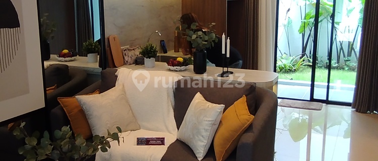 Rumah 2 Lantai Pesan Bangun Citragrand 1