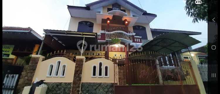 Active Boarding House in Pleburan Near Maritime Campus 1