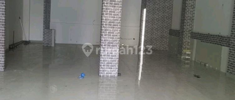 Strategic City Center Shop House Near Semarang City Hall 1