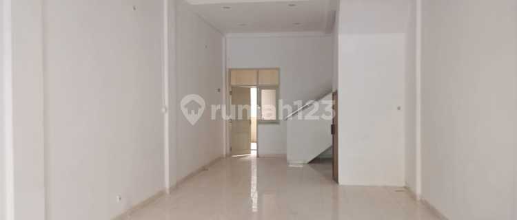Ready-to-Use Ruko in Ngaliyan Close to UIN Walisongo Campus Rj 1