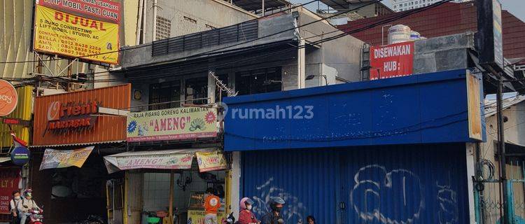 Ruang Usaha aeberang BCA di Tanjung duren raya no 15, luas 465 m 1