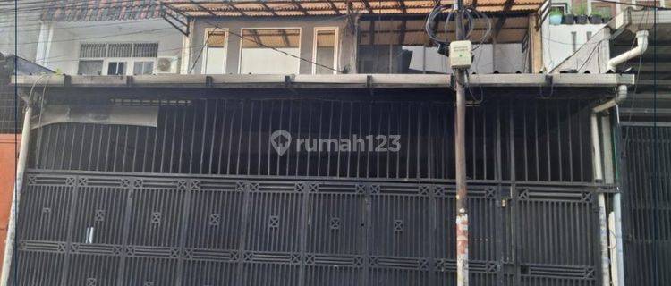 Dijual Ruko Gandeng Di Jelambar Luas 160m2 Hanya 4,5 Miliar!! Ada Kamar Tidur - Jakbar 1