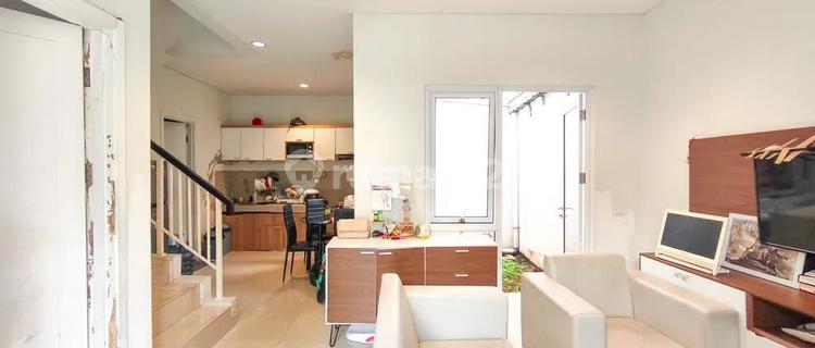 For Sale Quick House The Savia BSD City 2 Floors 1