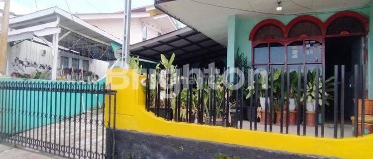 RUMAH DIJUAL DI KOMPLEK RAMAYANA 1