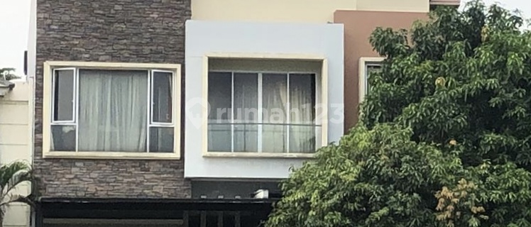 Dijual Rumah Mewah 2 Lantai Siap Huni di Delatinos -Bsd City 1