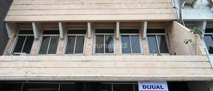 Dijual ruko gandeng di Jakarta Pusat 1