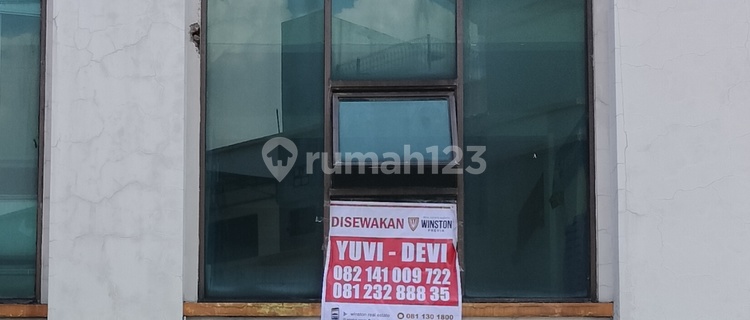 For Rent: 2.5-Story Shop House in Plaza Segi Delapan, Fully Renovated, Furnished. 1