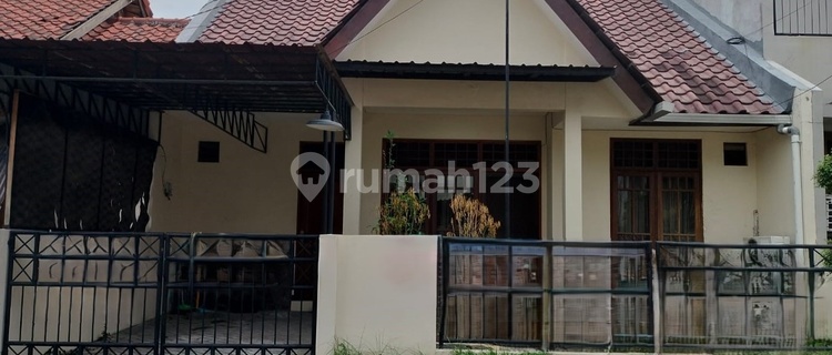 For Rent: 1-Story House in Babatan Pratama, Wiyung, Ready to Occupy 1