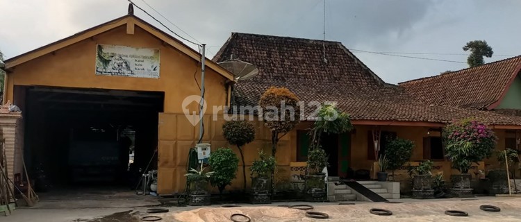 Residential House in Slemanan, Blitar 1