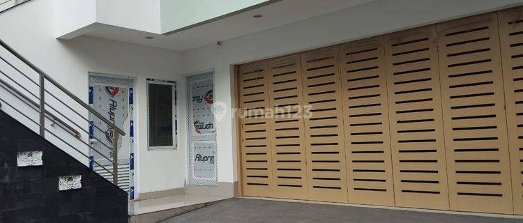 Jual Rumah Bagus di Tomang Jakarta Barat R R  1