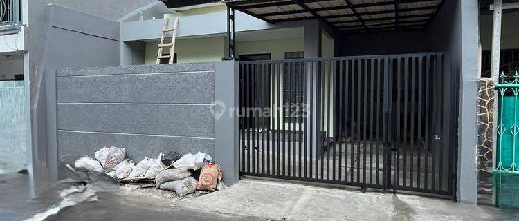 Sewa Rumah Bagus dan Siap Huni di Tawakal Jakarta Barat EF 1